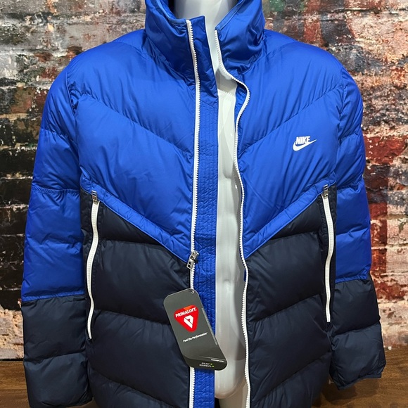 MEW NIKE MEN’S STORM-FIT WINDRUNNER PRIMA DOWN PUFFER COAT. - Picture 2 of 8